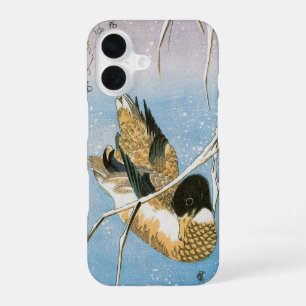 Coque iPhone 16 Canard sauvage nageant parmi des roseaux chargés d
