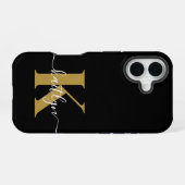 Coque iPhone 16 Élégant Monogramme Black Gold Script (Verso Horizontal)