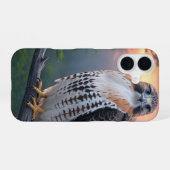 Coque iPhone 16 Hawk au coucher du soleil (Verso Horizontal)