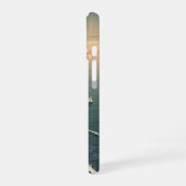 Coque iPhone 16 Île Rétro au Crépuscule (Côté gauche)