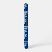 Coque iPhone 16 Méandre de clé grecque en bleu indigo (Côté gauche)