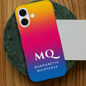 Coque iPhone 16 Monogramme initial blanc dégradé bleu rose jaune