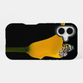 Coque iPhone 16 Papillon dans un lys (Verso Horizontal)