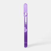 Coque iPhone 16 Papillon Violet sur le Lac Couvert de Rosée (Côté gauche)