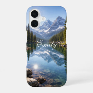 Coque iPhone 16 Paysage serein de lac de montagne Nom personnalisé
