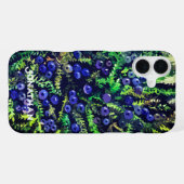 Coque iPhone 16 Plus Baies bleues sauvages (Verso Horizontal)