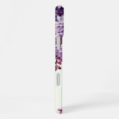 Coque iPhone 16 Plus Fleurs de lilas vert clair monogrammées (Côté droit)