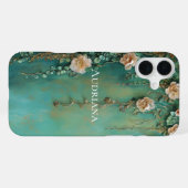 Coque iPhone 16 Plus Fleurs roses teintées de bleu romantique (Verso Horizontal)