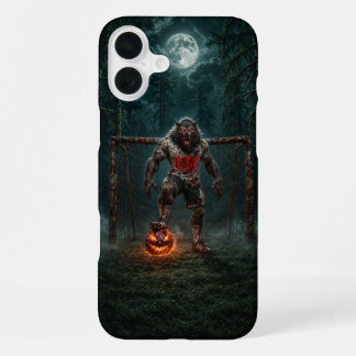 Coque iPhone 16 Plus Joueur de football Loup-Garou Art Horreur Hallowee