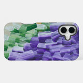 Coque iPhone 16 Plus Motif abstrait de coups de pinceau violet et vert (Verso Horizontal)