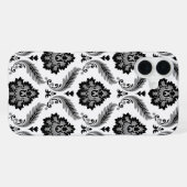 Coque iPhone 16 Plus Motif Damassé Rococo Gris Noir Blanc (Verso Horizontal)