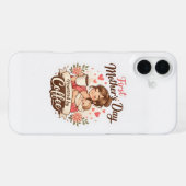Coque iPhone 16 Plus Première fête des Mères alimentée par le café – Ca (Verso Horizontal)