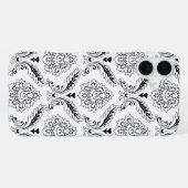 Coque iPhone 16 Plus Rococo Damask Line Pattern Black on White (Verso Horizontal)