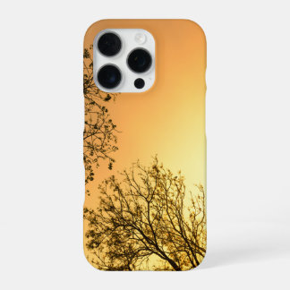 Coque iPhone 16 Pro Beauté Naturelle Élégante