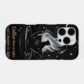 Coque iPhone 16 Pro Chat de café mystique (Verso Horizontal)