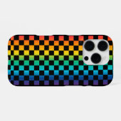 Coque iPhone 16 Pro Dégradé LGBTQ Damier Arc-en-ciel Fierté (Verso Horizontal)