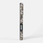 Coque iPhone 16 Pro Élégance Florale : Infusée de Perles (Côté droit)