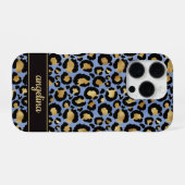 Coque iPhone 16 Pro Feuille d'or sur monogramme imprimé léopard bleu (Verso Horizontal)