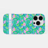 Coque iPhone 16 Pro Flamants Roses Monogrammés (Verso Horizontal)