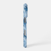 Coque iPhone 16 Pro Flocons de neige sur une surface gelée en hiver (Côté droit)
