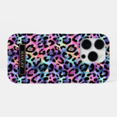 Coque iPhone 16 Pro Imprimé léopard iridescent monogrammé (Verso Horizontal)