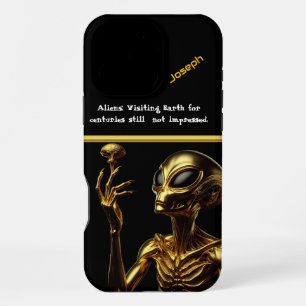 Coque iPhone 16 Pro Max Alien doré avec engin mystérieux