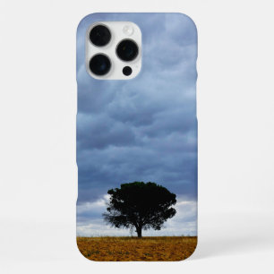Coque iPhone 16 Pro Max Arbre dans un champ vide