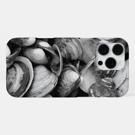 Coque iPhone 16 Pro Max Coquilles dans la boue (Verso Horizontal)