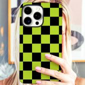 Coque iPhone 16 Pro Max Damier Vert Noir