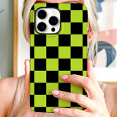Coque iPhone 16 Pro Max Damier Vert Noir