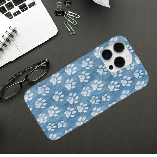 Coque iPhone 16 Pro Max Empreintes de Patte Blanches sur Fond Bleu – Amour