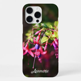 Coque iPhone 16 Pro Max Initiales Fleur Fuchsia rose violet