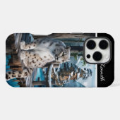 Coque iPhone 16 Pro Max Léopard des neiges sur le pont d'hiver (Verso Horizontal)