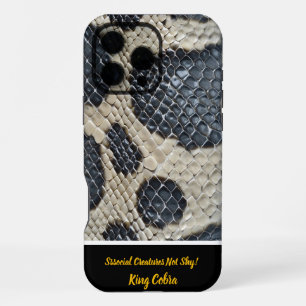 Coque iPhone 16 Pro Max Les motifs complexes des peaux de serpent à écaill