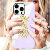 Coque iPhone 16 Pro Max Marbre Pastel Violet Monogramme Ananas Doré