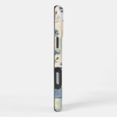 Coque iPhone 16 Pro Max Personalized Name Blue Wildflowers (Côté droit)