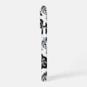 Coque iPhone 16 Pro Motif Damassé Rococo Gris Noir Blanc (Côté gauche)