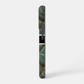 Coque iPhone 16 Pro Motifs de serpent vibrants et complexes (Côté gauche)