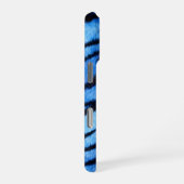 Coque iPhone 16 Pro texture de peau de tigre bleu (Côté droit)