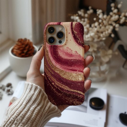Coque iPhone 16 Ruby Opulence – Luxe Bourgogne & Design Glamour Au