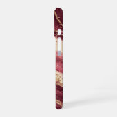 Coque iPhone 16 Ruby Opulence – Luxe Bourgogne & Design Glamour Au (Côté gauche)