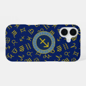 Coque iPhone 16 Sagittaire Zodiac+Astrologie Symboles Ptn Gld+Blue (Verso Horizontal)
