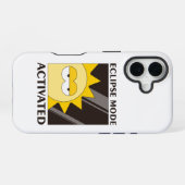 Coque iPhone 16 soleil sur arrière - plan noir (Verso Horizontal)