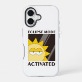 Coque iPhone 16 soleil sur arrière - plan noir (Verso)