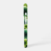 COQUE iPhone 16 TONS DE SHAMROCKS DE CLOVER IRLANDAIS VERT (Côté gauche)