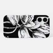 Coque iPhone 16 Tulipes blanches à monogramme sur fond noir (Verso Horizontal)