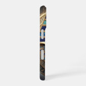 Coque iPhone 16 Vision éthérée – Au-delà de la réalité28 (Côté droit)