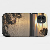Coque iphone de scène de lac sunset (Dos (Horizontal))