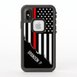 Déchiré Regarder le drapeau du pompier Nom personn<br><div class="desc">Un porte-drapeau patriotique de nom personnalisé avec un style 3d unique déchiqueté.</div>