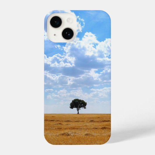 Coque Pour iPhone 14 Arbre dans un champ de blé récolté (Verso)